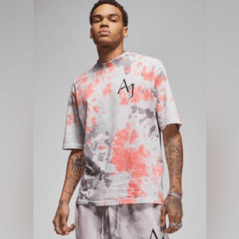 Men’s Air Jordan‎ DNA 85’ Tshirt Size Small